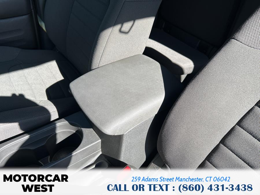 2016 Nissan Frontier 2WD King Cab I4 Manual S photo