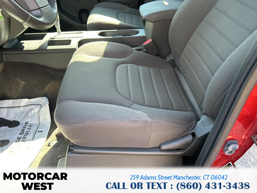 2016 Nissan Frontier 2WD King Cab I4 Manual S photo