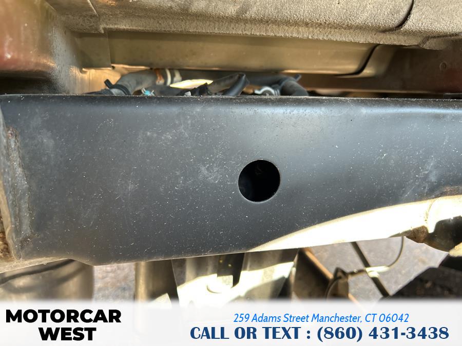2016 Nissan Frontier 2WD King Cab I4 Manual S photo
