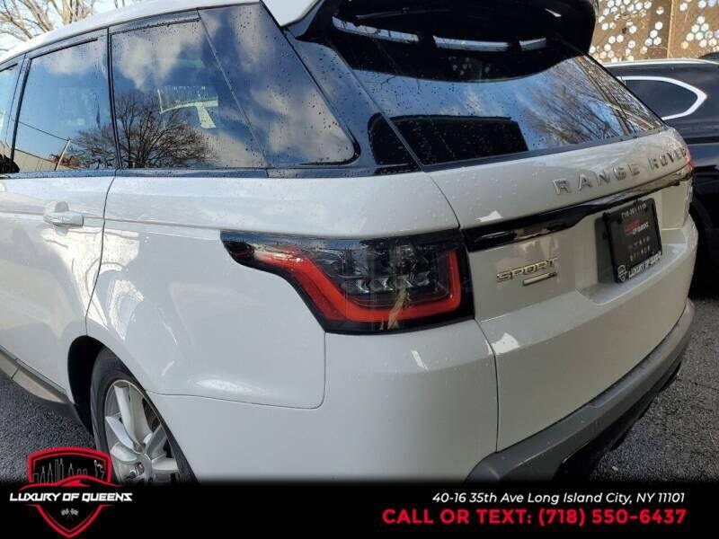 2019 Land Rover Range Rover Sport Turbo i6 MHEV SE photo