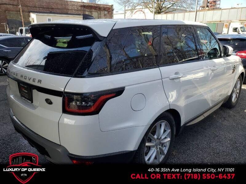 2019 Land Rover Range Rover Sport Turbo i6 MHEV SE photo