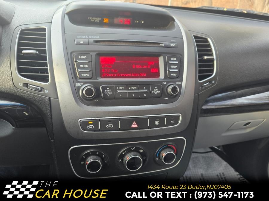 2015 Kia Sorento LX photo