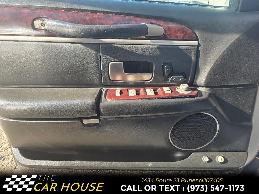 2011 Lincoln Town Car Executive L photo