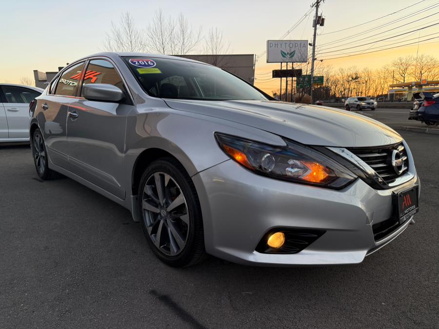 2016 Nissan Altima 4dr Sdn I4 2.5 SR photo