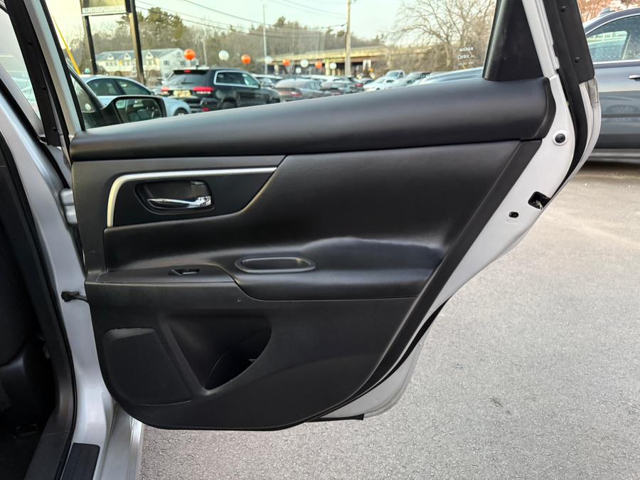 2016 Nissan Altima 4dr Sdn I4 2.5 SR photo