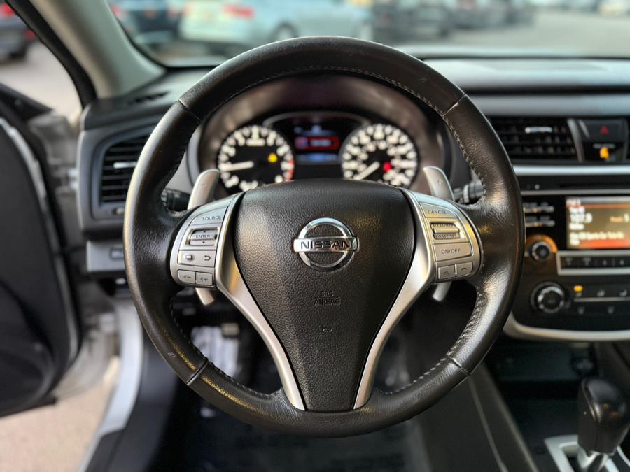 2016 Nissan Altima 4dr Sdn I4 2.5 SR photo