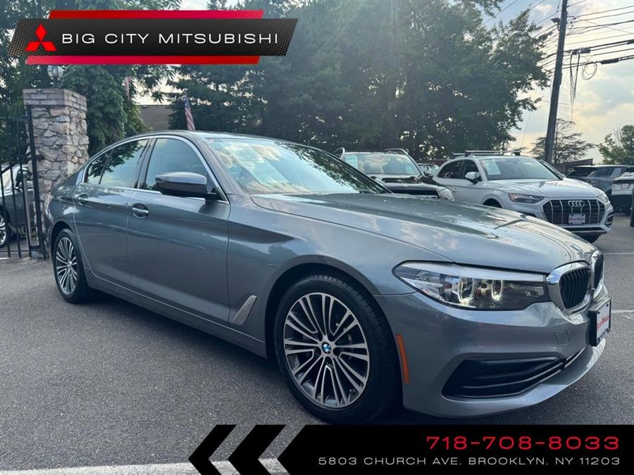 2019 BMW 5-Series 530i xDrive photo