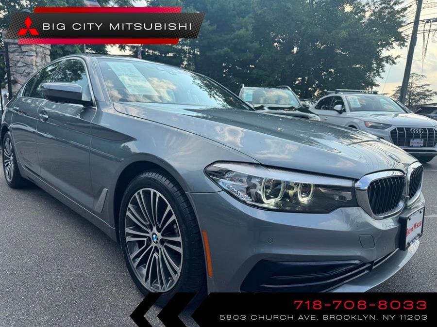 2019 BMW 5-Series 530i xDrive photo
