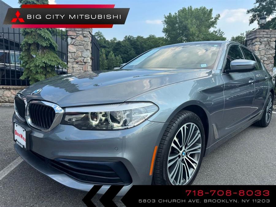 2019 BMW 5-Series 530i xDrive photo