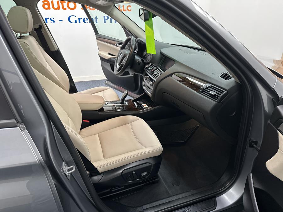 2017 BMW X3 xDrive28i Sports Activity Vehi photo