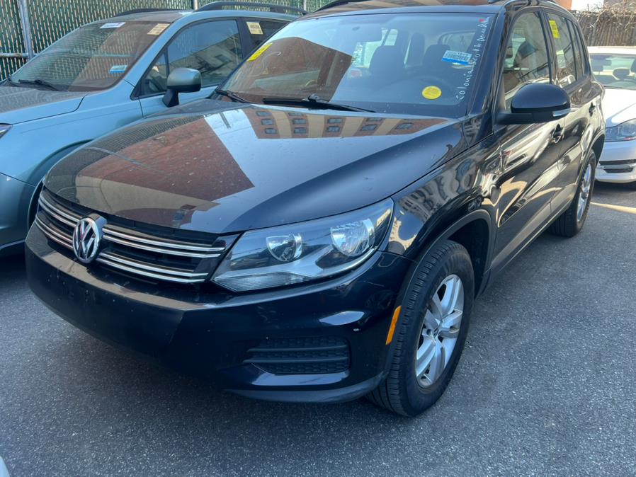 2015 Volkswagen Tiguan 4MOTION 4dr Auto SEL photo