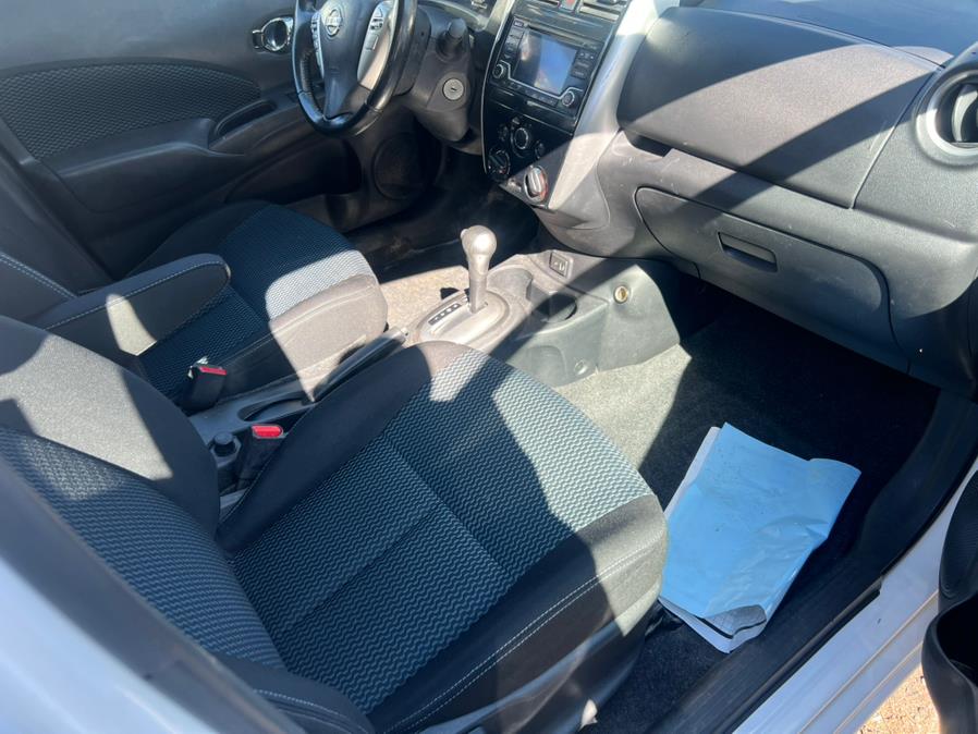 2017 Nissan Versa Note SV CVT photo