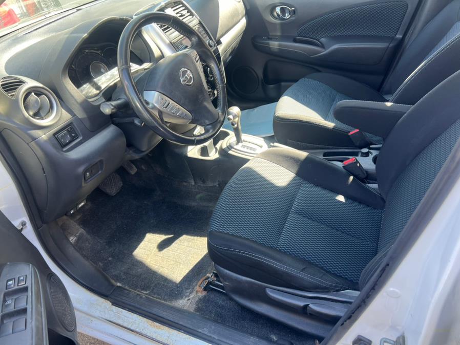2017 Nissan Versa Note SV CVT photo