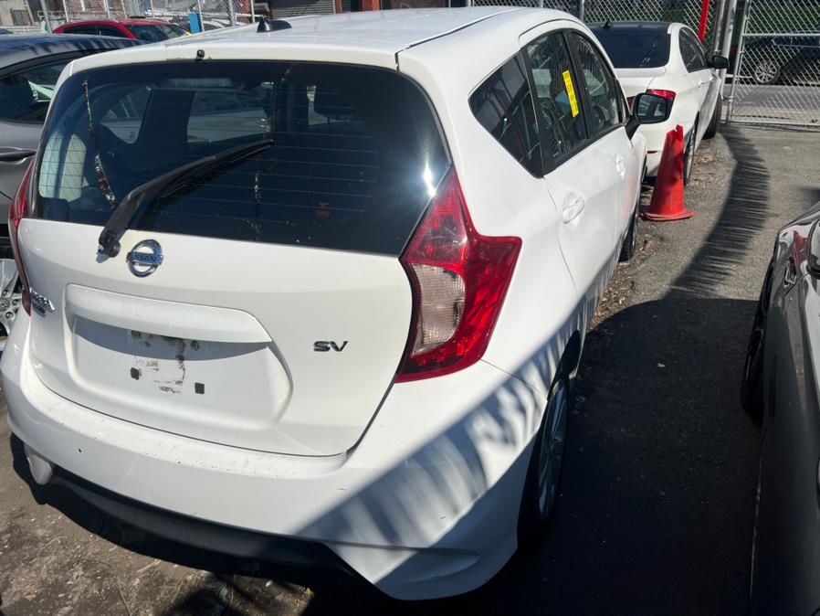 2017 Nissan Versa Note SV CVT photo