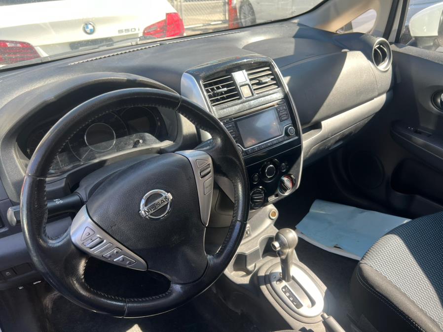 2017 Nissan Versa Note SV CVT photo