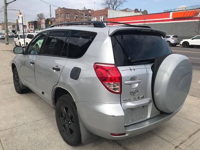 2007 Toyota RAV4 photo