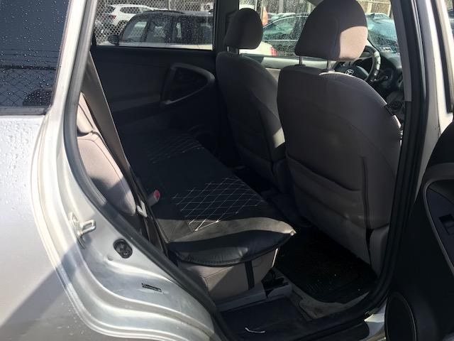 2007 Toyota RAV4 photo