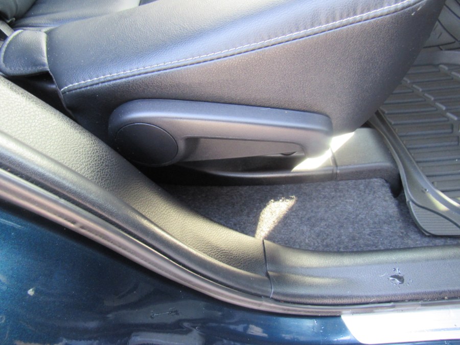2017 Toyota RAV4 Platinum photo