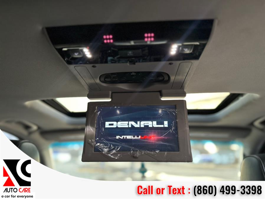 2017 GMC Yukon 4WD 4dr Denali photo