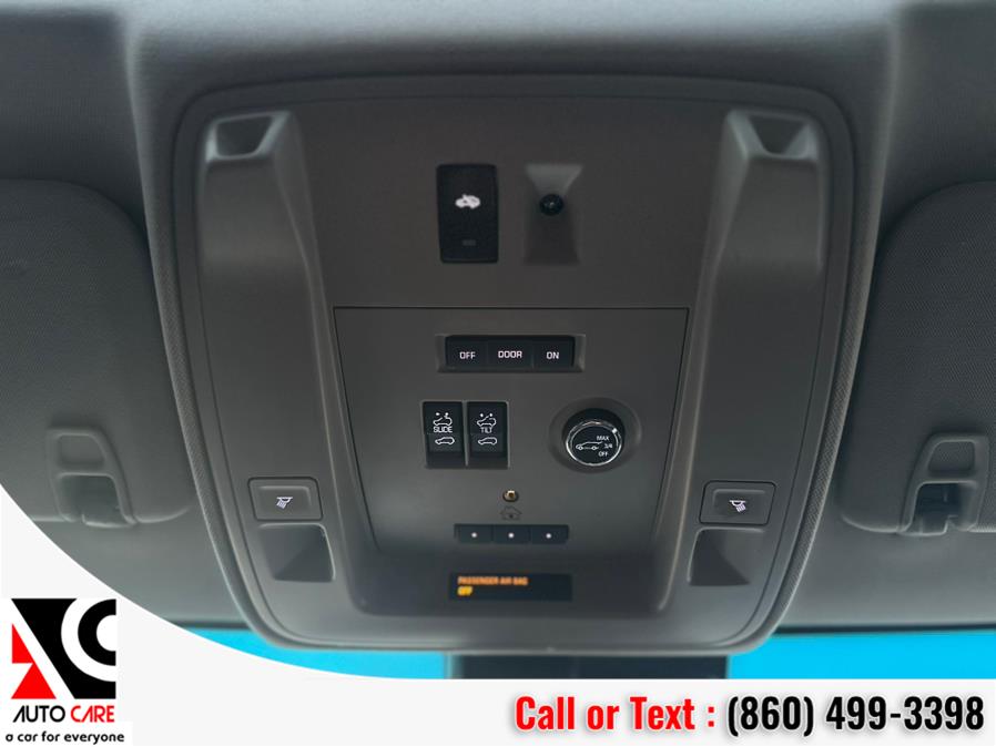 2017 GMC Yukon 4WD 4dr Denali photo