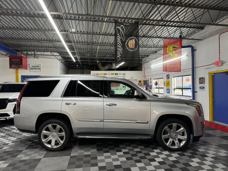 2018 Cadillac Escalade 4WD 4dr Luxury photo