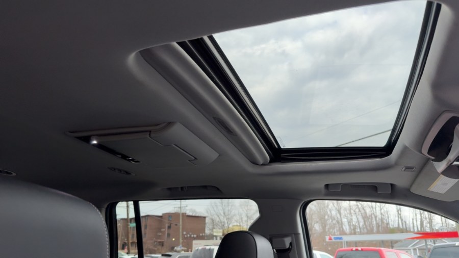 2016 Chevrolet Suburban 4WD 4dr 1500 LTZ photo