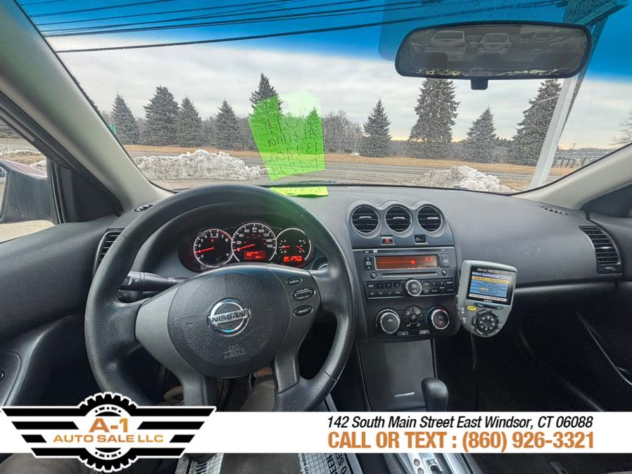 2011 Nissan Altima 2.5 photo