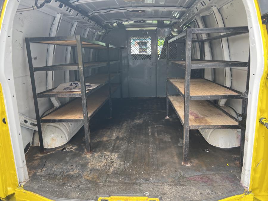 2017 Chevrolet Express Cargo Van RWD 2500 135