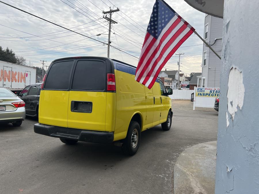 2017 Chevrolet Express Cargo Van RWD 2500 135