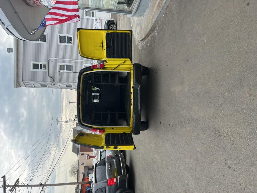 2017 Chevrolet Express Cargo Van RWD 2500 135