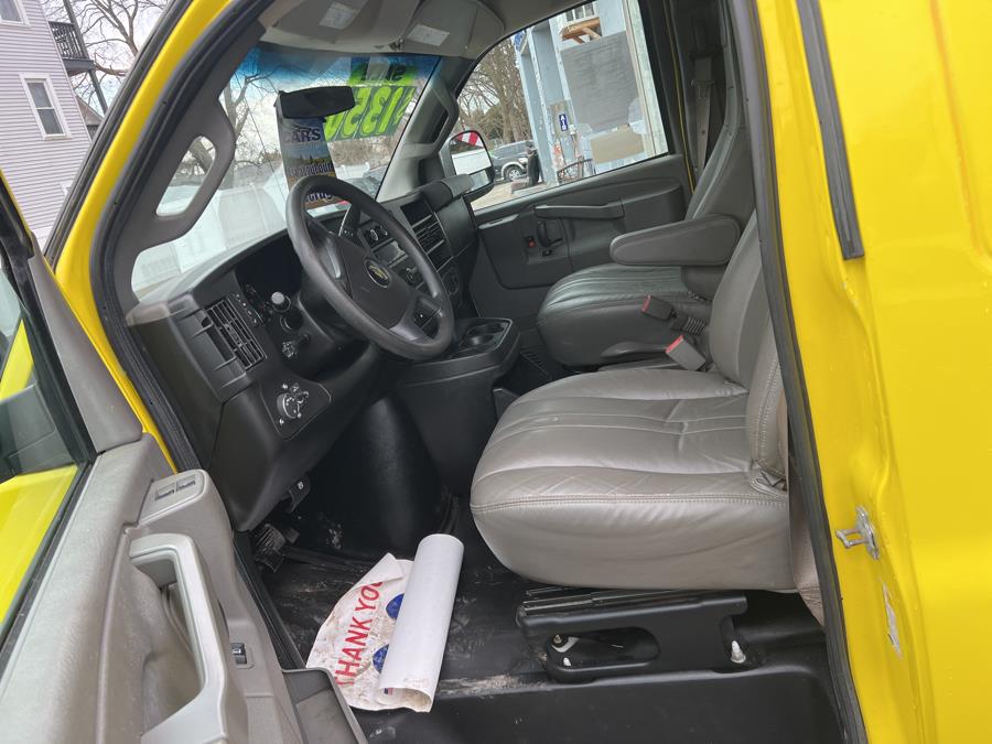2017 Chevrolet Express Cargo Van RWD 2500 135