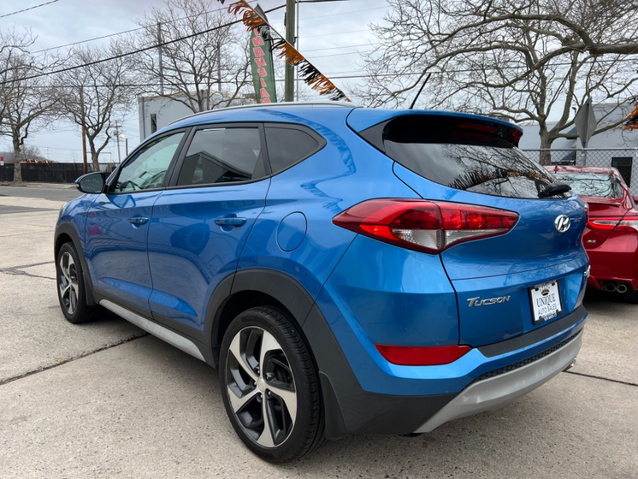 2017 Hyundai Tucson Limited AWD photo
