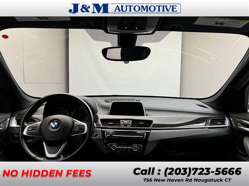 2018 BMW X1 xDrive28i photo