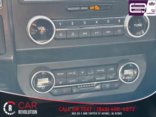 2021 Ford Expedition Limited 4X4 photo