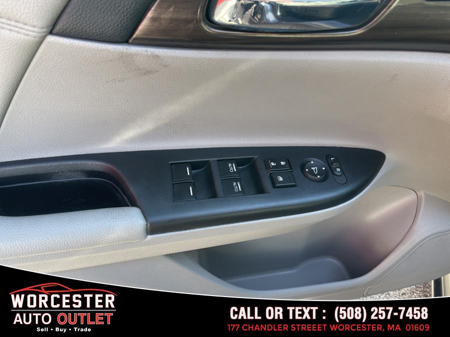 2016 Honda ACCORD SEDAN 4dr I4 CVT EX-L photo