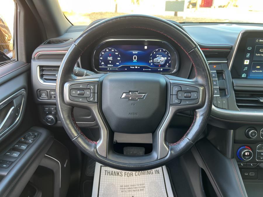 2022 Chevrolet Suburban 4WD 4dr RST photo