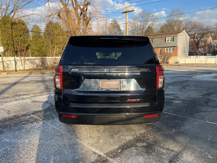 2022 Chevrolet Suburban 4WD 4dr RST photo