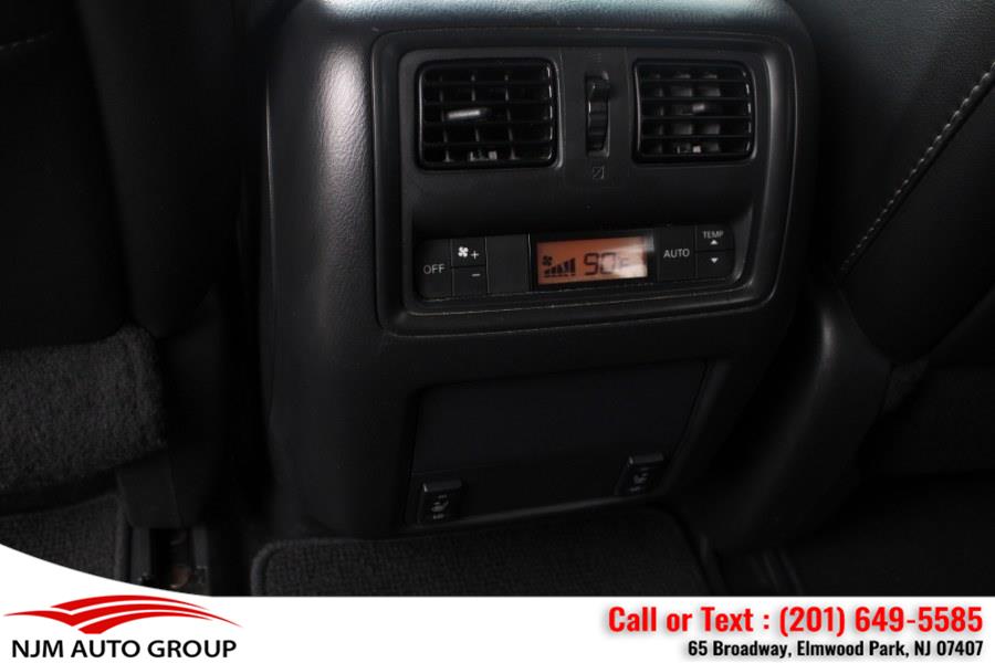 2014 Nissan Pathfinder S photo