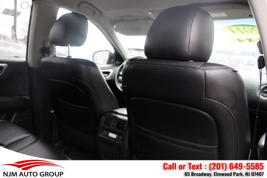 2014 Nissan Pathfinder S photo