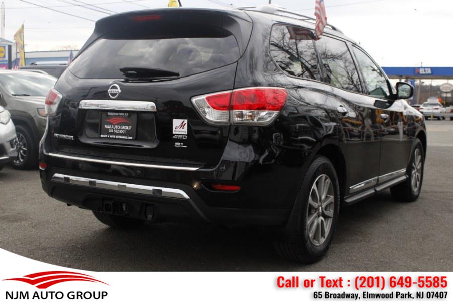 2014 Nissan Pathfinder S photo