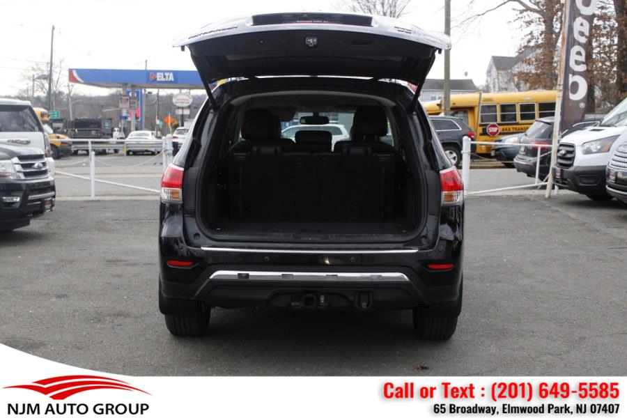 2014 Nissan Pathfinder S photo