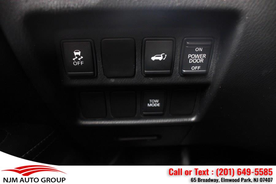 2014 Nissan Pathfinder S photo