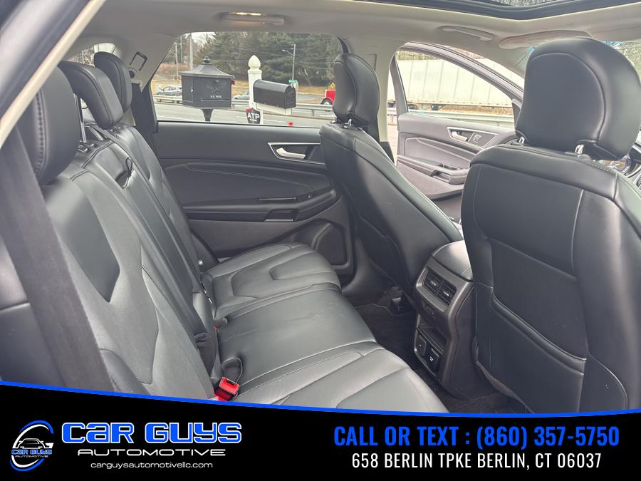 2018 Ford Edge Titanium AWD photo