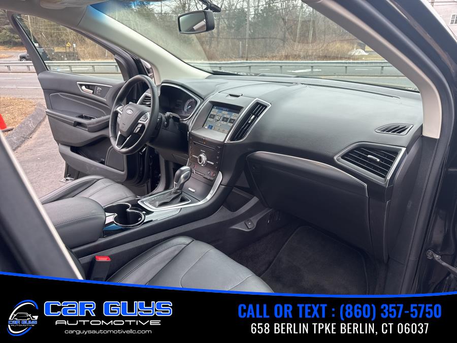2018 Ford Edge Titanium AWD photo