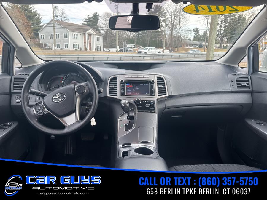 2014 Toyota Venza LE photo
