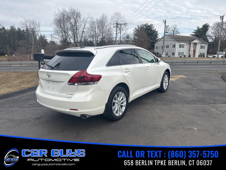 2014 Toyota Venza LE photo