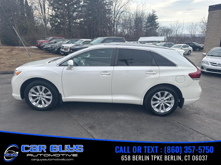 2014 Toyota Venza LE photo