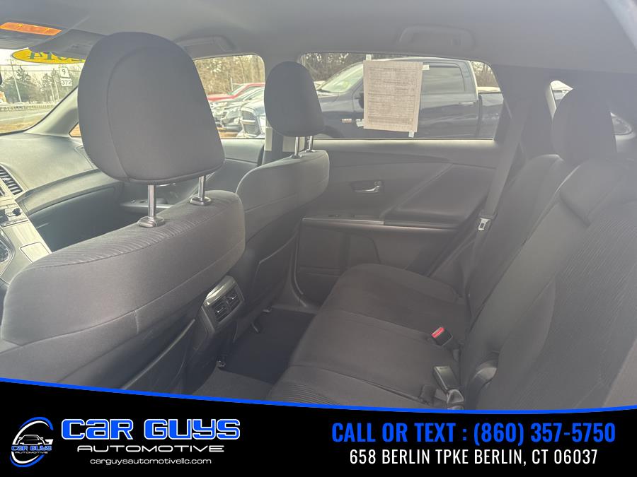 2014 Toyota Venza LE photo