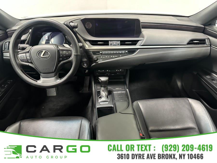 2020 Lexus ES ES photo