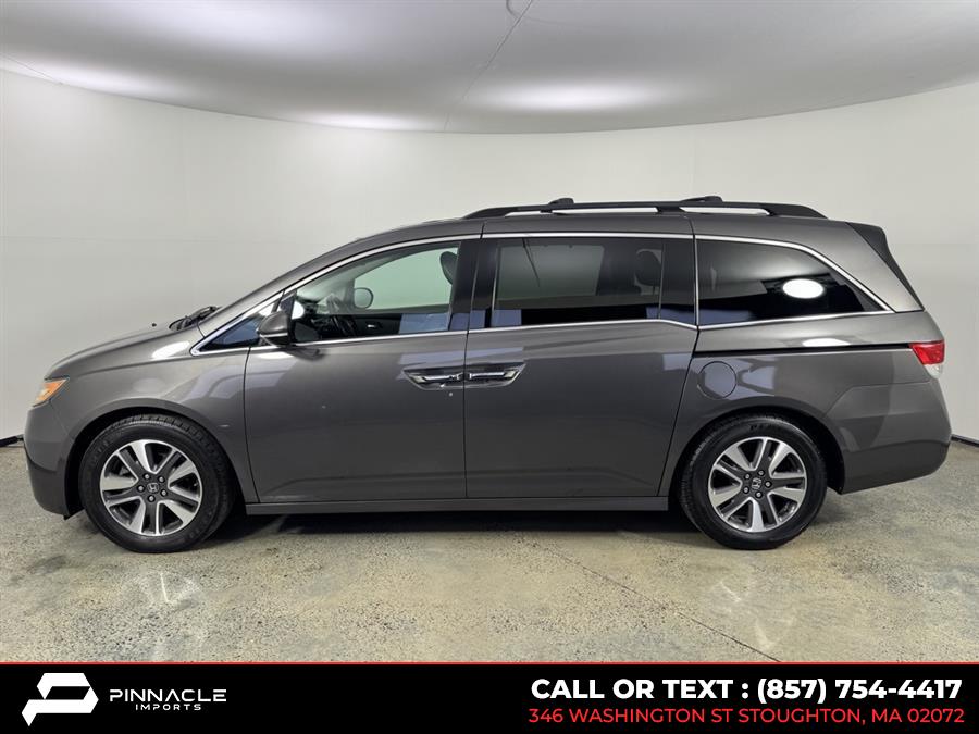 2014 Honda Odyssey Touring photo